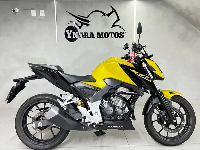 Moto Honda CB 300F Twister 2024 (ABS)