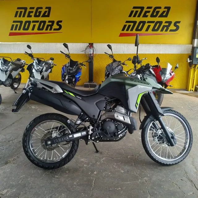 Moto Yamaha XTZ 250 Lander 2025 Connected