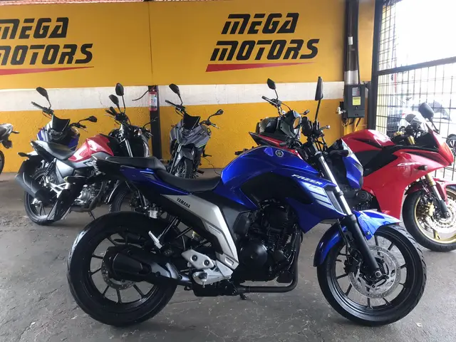 Moto Yamaha YS 250 Fazer 2022 ABS