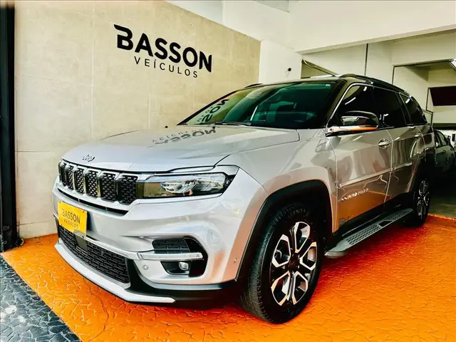 Carro Jeep Commander 2023 Limited 1.3 T270