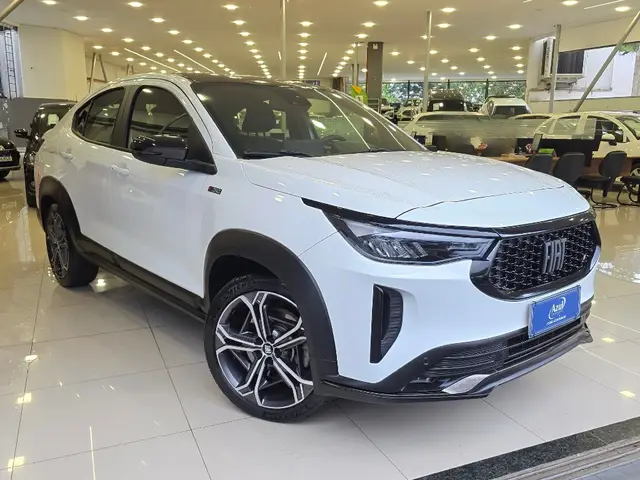 Carro Fiat Fastback 2023 Turbo 270 Limited Edition