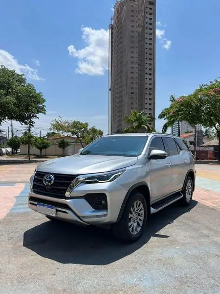 Carro Toyota SW4 2021 SRX 2.8 turbodiesel 7L 4x4 (Aut)