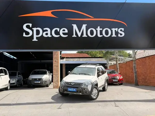 Carro Fiat Palio Weekend 2014 Adventure 1.8 16V (Flex)