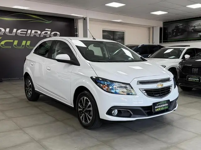 Carro Chevrolet Onix 2015 1.4 LTZ SPE/4
