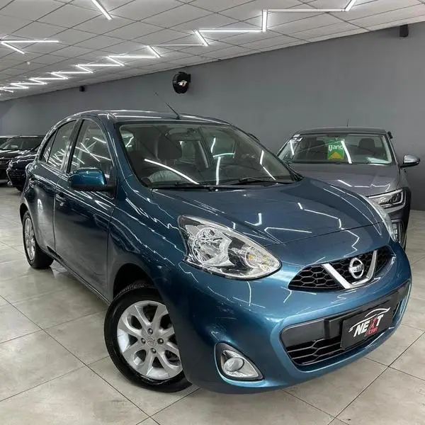Carro Nissan March 2016 1.6 16V SV (Flex)