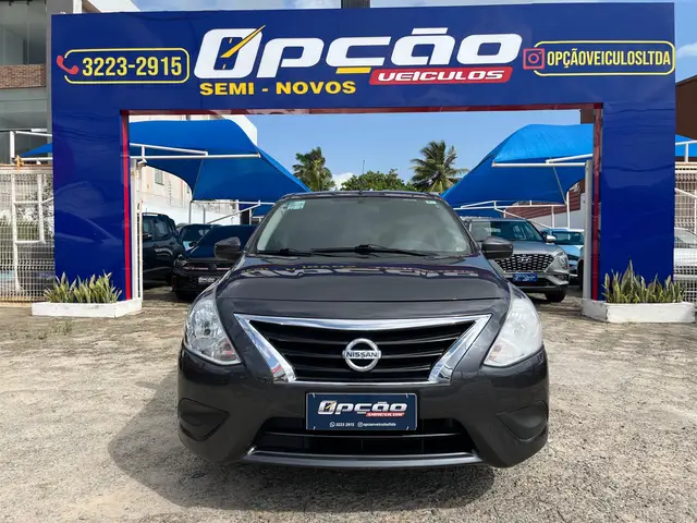 Carro Nissan Versa 2017 1.0 12V S (Flex)