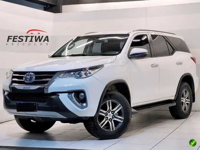 Carro Toyota SW4 2017 2.7 SR 5L 4x2 (Aut) (Flex)
