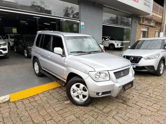Carro Mitsubishi Pajero TR4 2008 2.0 16V