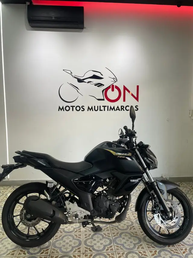 Moto Yamaha Fazer FZ15 2024 ABS