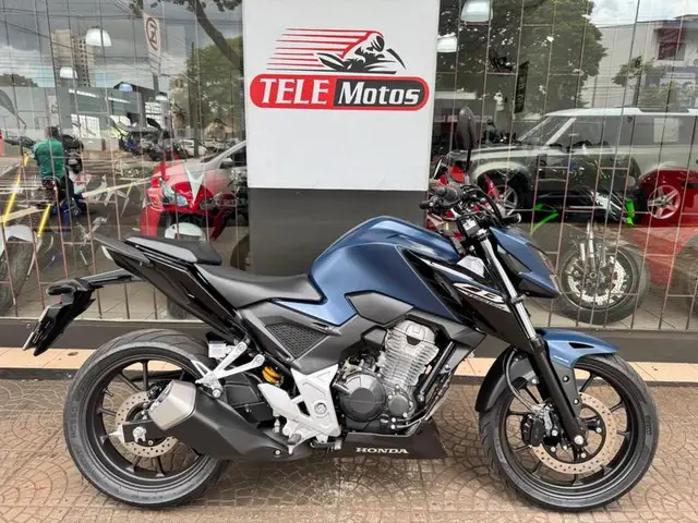 Moto Honda CB 300F Twister 2025 (ABS)