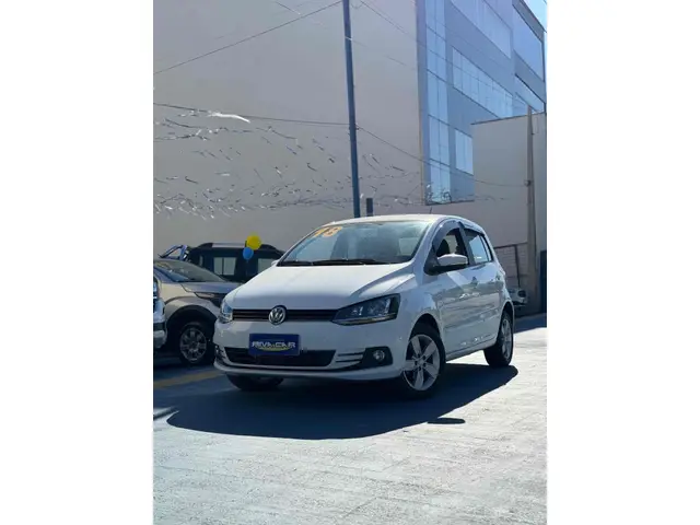 Carro Volkswagen Fox 2018 1.6 MSI Comfortline I-Motion (Flex)