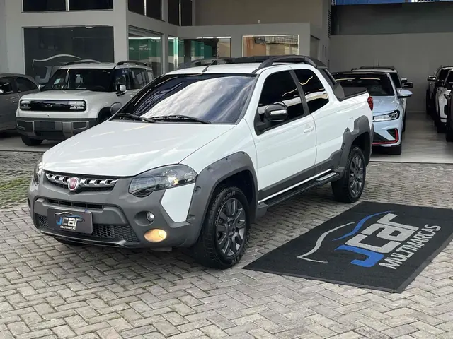 Carro Fiat Strada 2020 Adventure 1.8 16V (Flex) (Cabine Dupla)