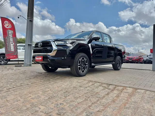 Carro Toyota Hilux Cabine Dupla 2025 SRV 4x4 2.8 Diesel