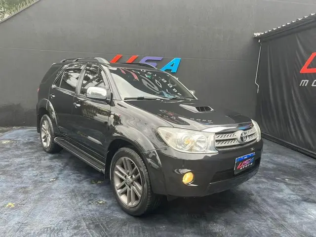 Carro Toyota Hilux SW4 2011 SRV 4x4 3.0 Turbo  (aut)