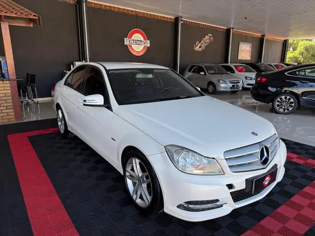 Carro Mercedes-Benz Classe C 2012 C 180 CGI Classic