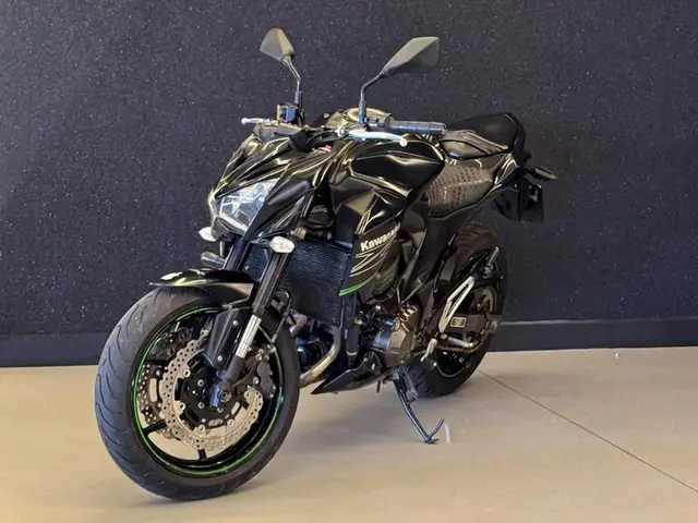 Moto Kawasaki Z 800 2014 Z-800