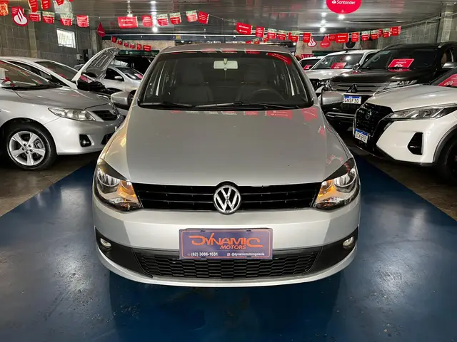 Carro Volkswagen Fox 2012 1.0 8V (Flex) 2p