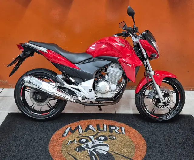 Moto Honda CB 300R 2014 Standard