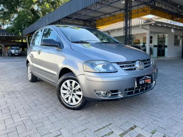 Carro Volkswagen Fox 2005 Plus 1.6 8V (Flex)