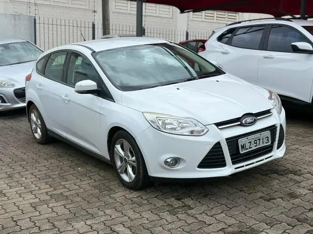 Carro Ford Focus Hatch 2014 S 1.6 16V TiVCT PowerShift