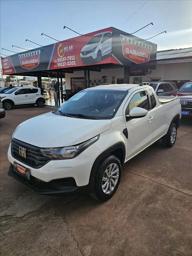 Carro Fiat Strada 2023 Endurance 1.4 Cabine Plus (Flex)