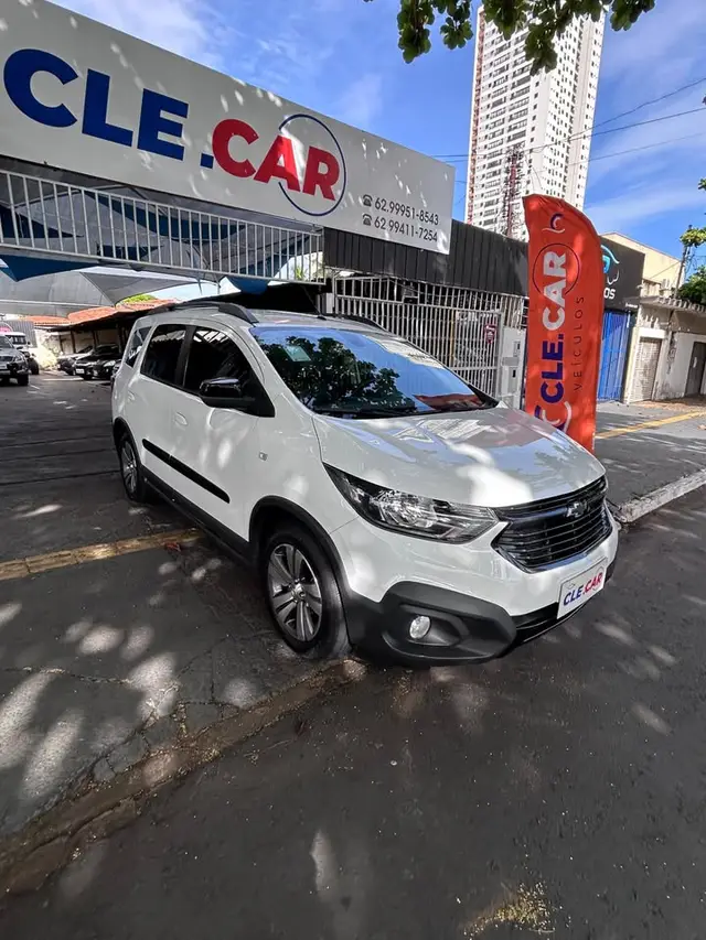 Carro Chevrolet Spin 2022 Activ 7S 1.8 (Flex) (Aut)