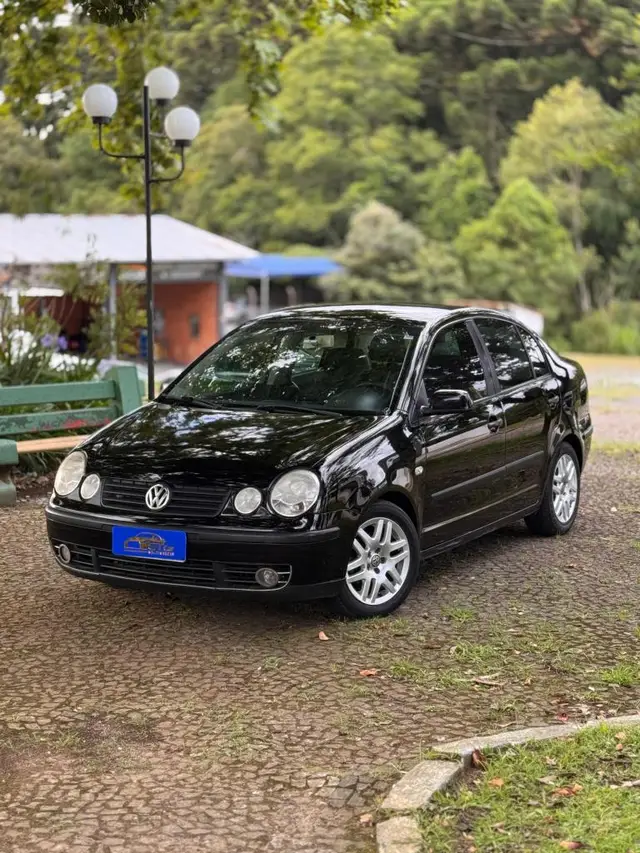 Carro Volkswagen Polo Sedan 2005 1.6 8V