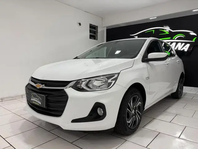 Carro Chevrolet Onix 2024 LT 1.0