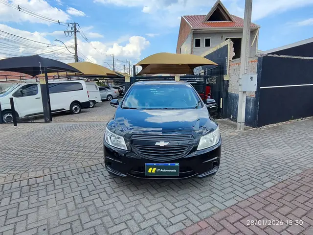 Carro Chevrolet Onix 2015 1.0 LS SPE/4