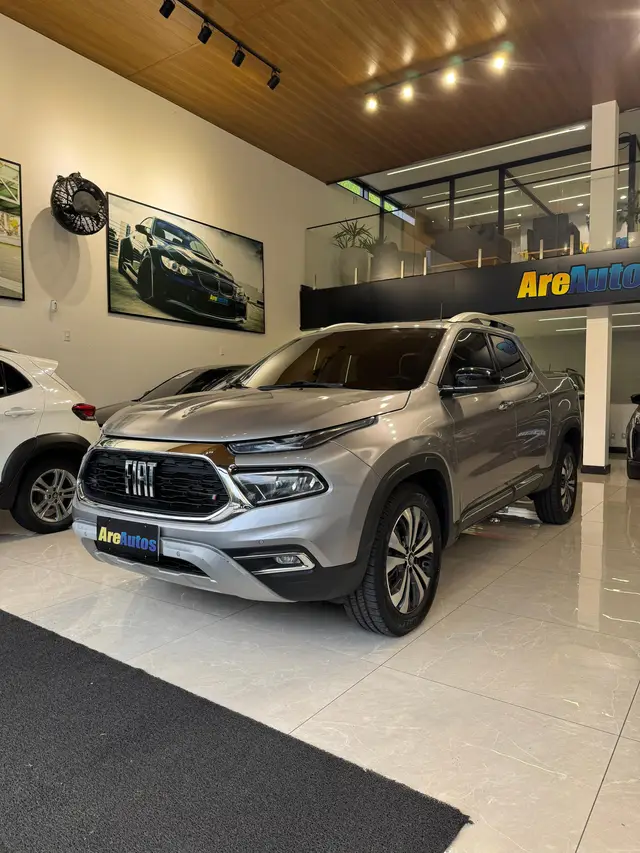 Carro Fiat Toro 2024 Volcano 2.0