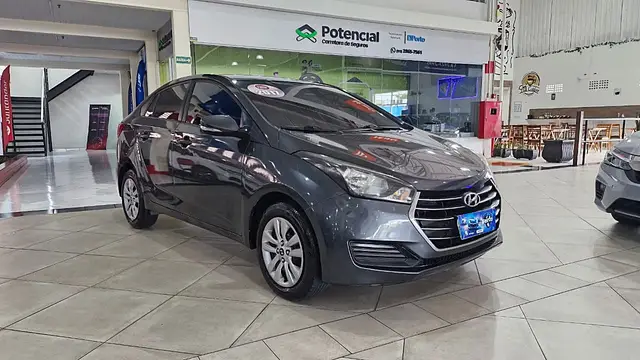 Carro Hyundai HB20S 2017 1.6 Comfort Plus blueMedia (Flex)