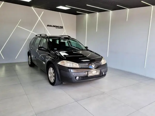 Carro Renault Megane Grand Tour 2011 Mégane Grand Tour Dynamique 1.6 16V (flex)