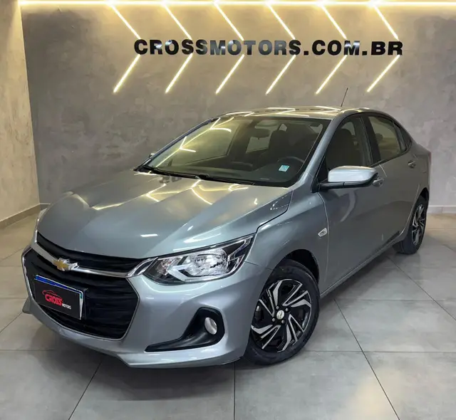 Carro Chevrolet Onix Plus 2024 LT 1.0