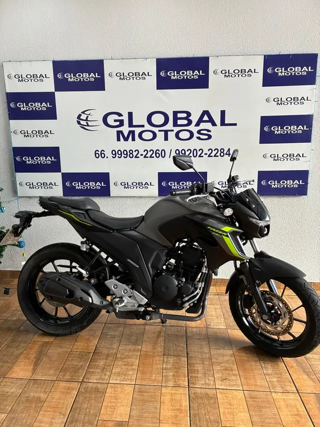 Moto Yamaha YS 250 Fazer 2024 ABS