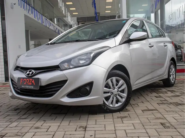 Carro Hyundai HB20S 2015 1.0 Comfort Plus (Flex)