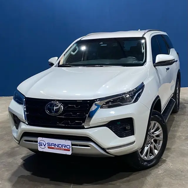 Carro Toyota SW4 2021 SRX 2.8 turbodiesel 5L 4x4 (Aut)