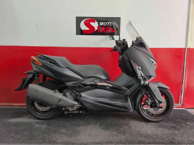 Moto Yamaha XMax 2021 250 (ABS)