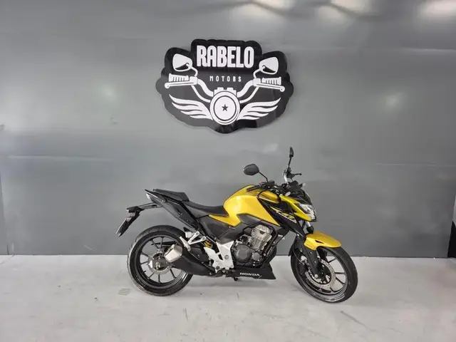 Moto Honda CB 300F Twister 2024 (CBS)