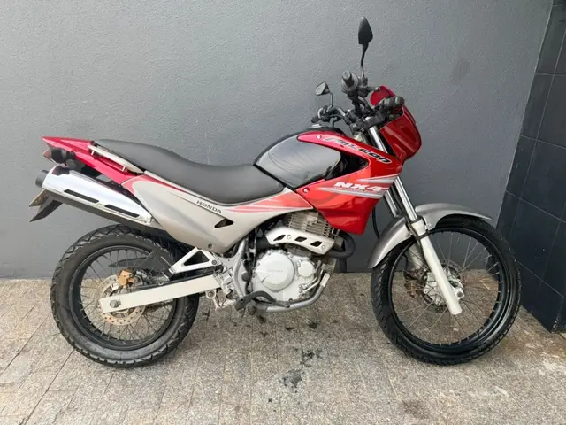 Moto Honda NX 4 Falcon 2008 400