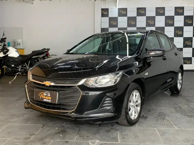 Carro Chevrolet Onix Plus 2023 LT 1.0