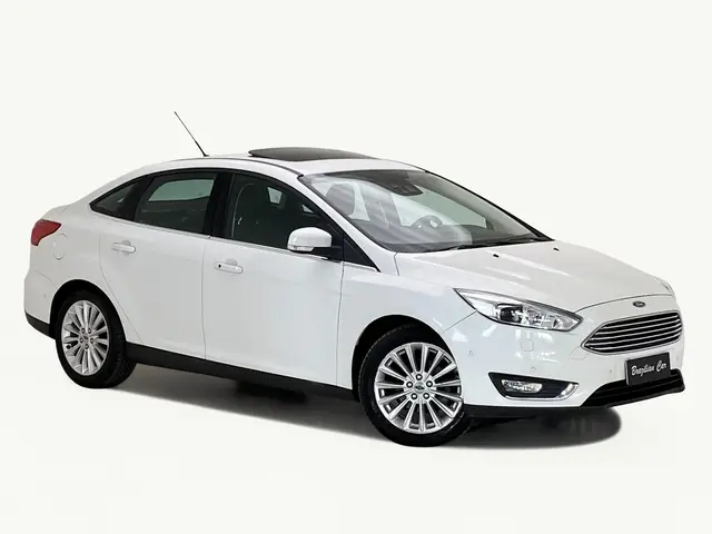 Carro Ford Focus Sedan 2016 Titanium Plus 2.0 PowerShift (Aut)