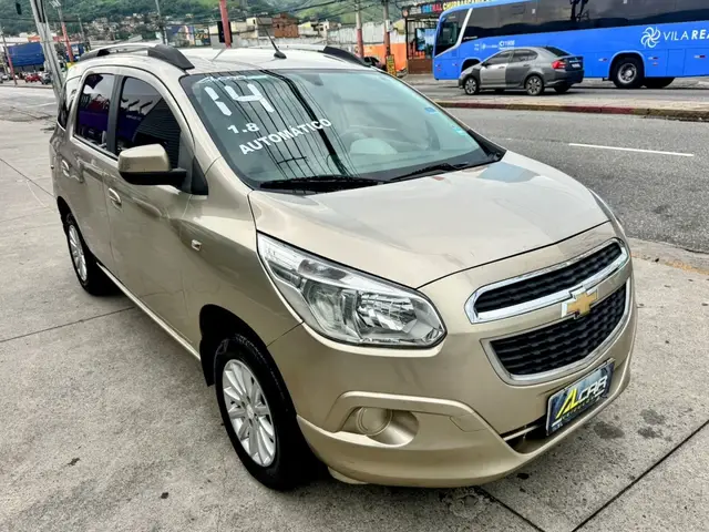 Carro Chevrolet Spin 2014 LT 5S 1.8 (Aut) (Flex)