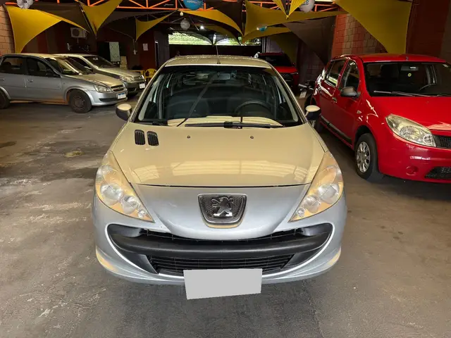 Carro Peugeot 207 2012 Hatch XR 1.4 8V (flex) 4p