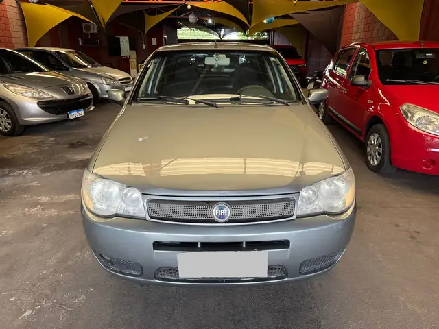 Carro Fiat Palio 2004 ELX 1.3 8V (Flex)