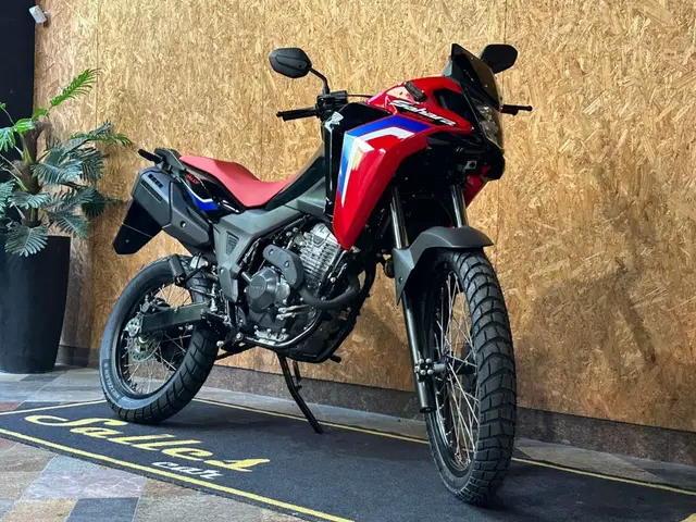 Moto Honda XRE Sahara 300 2026 Rally