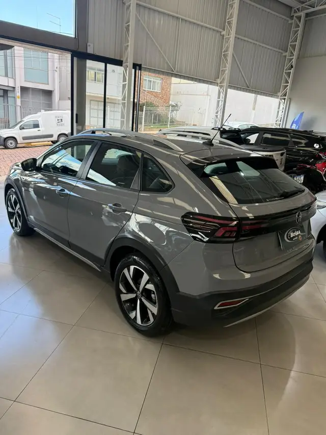 Carro Volkswagen Nivus 2024 Highline 200 TSI