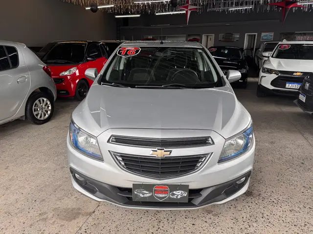 Carro Chevrolet Prisma 2016 1.4 LTZ SPE/4