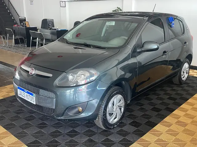 Carro Fiat Palio 2014 Attractive 1.4 8V (Flex)