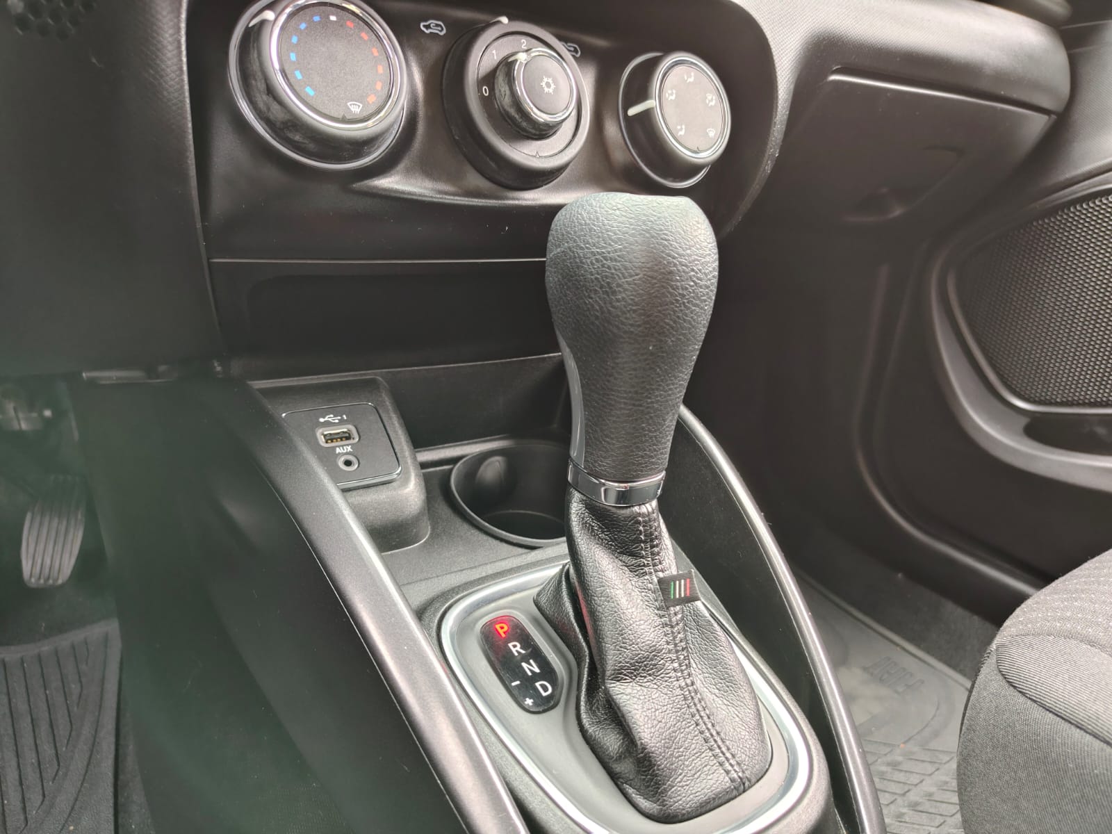 fiat cronos drive 1.3 (flex) at