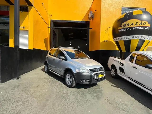 Carro Volkswagen CrossFox 2006 1.6 (Flex)